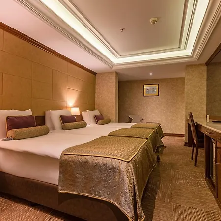 Hotel Eurostars Old 4*