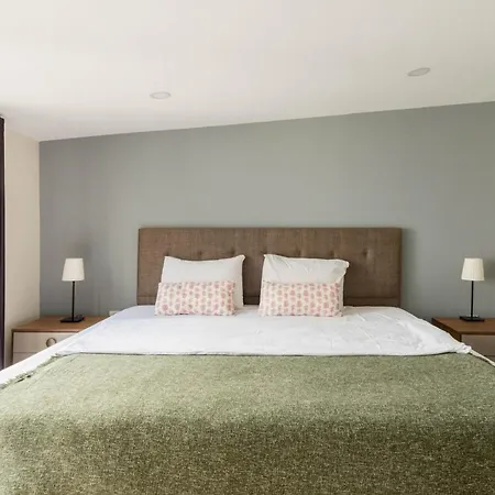Exquisite Flat With Terrace In Nisantasi *