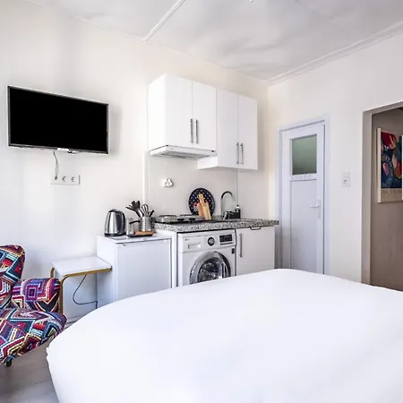 Modern Studio In Sisli Apartment *