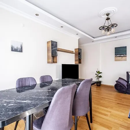 Flat In Maltepe With Balcony Near Shopping Malls * イスタンブール