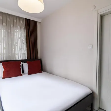 Amazing Flat Close To Kabatas Ferry Station * Provincia di Istanbul
