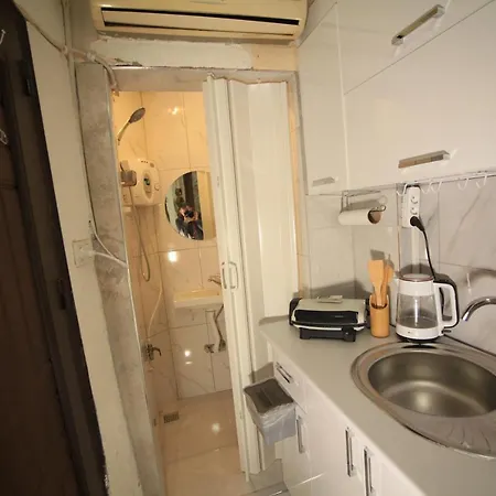Private In Heart Of Taksim Square 1 Κωνσταντινούπολη