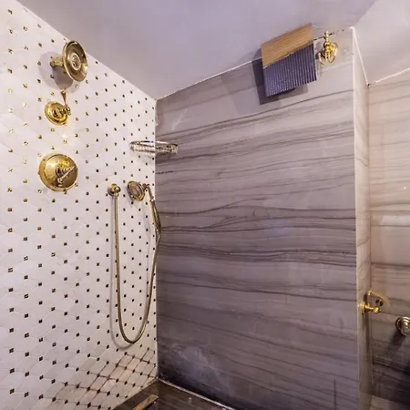 Splendid Studio In Historic Mansion In Beylerbeyi * Istanbul