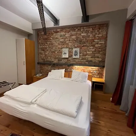 Peradays Istanbul