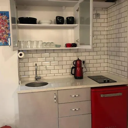 Lovely W Garden /4mins To Taksim Square