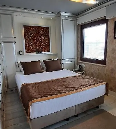 Hotel Samir Deluxe 4*