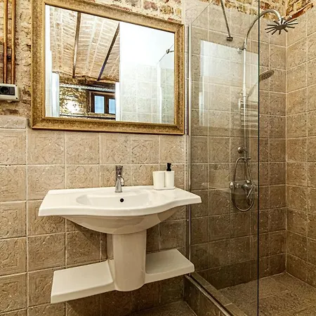 Appartamento Centrally Located Historical Flat In Beyoglu