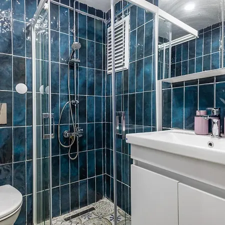 Cozy And Compact Flat In Sisli איסטמבול