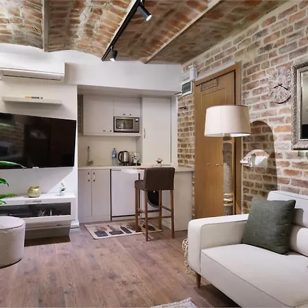 Historical Galata Apartment