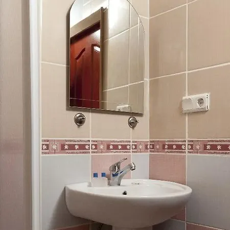 Emin Hotel