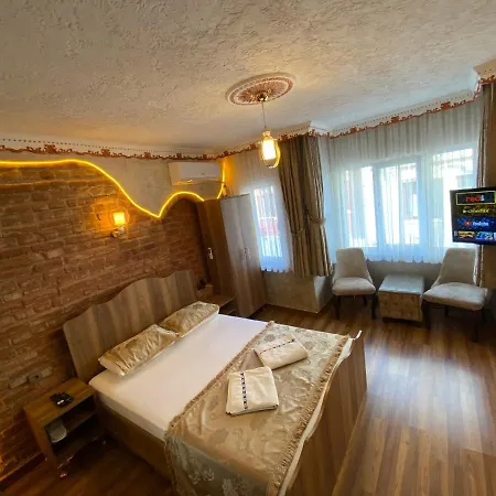 Golden Arrow Old * Isztambul