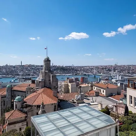 Historical Galata Apartment
