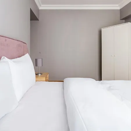 Fully Furnished Magnificent Flat In Uskudar