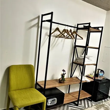 Mates Port Hotel 5*