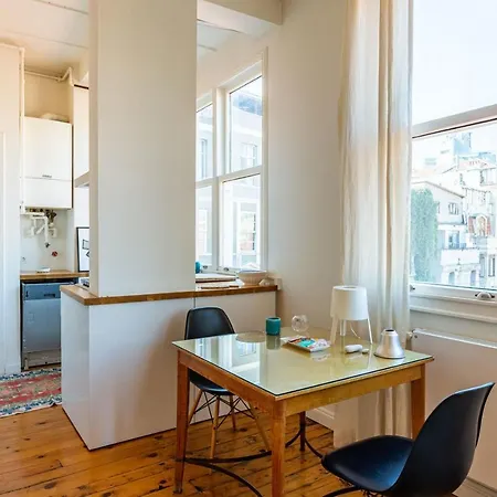 Апартаменты Eclectic Near Galata Tower In Beyoglu Стамбул
