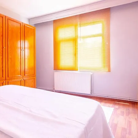 Incredible Flat W Halic View In Beyoglu Apartment