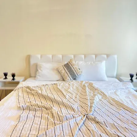 Apartment New Studio Apartment, 1br *