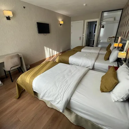 Era Palace 2*