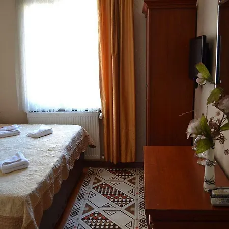 Big Apple Hostel