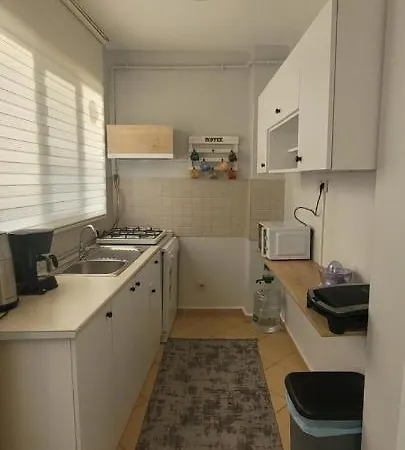 Family Apt For 7 People, 10 Min Walk To Taksim Square *