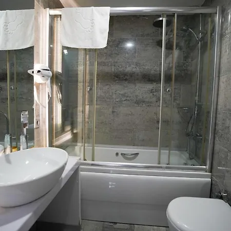 Otel Time Mecidiyekoy 2*
