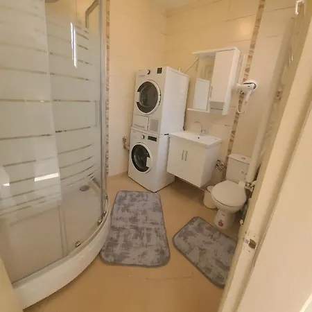 شقة Family Apt For 7 People, 10 Min Walk To Taksim Square اسطنبول