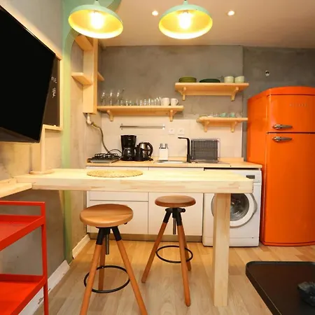アパート Pleasant Flat Near Taksim Square In Beyoglu イスタンブール