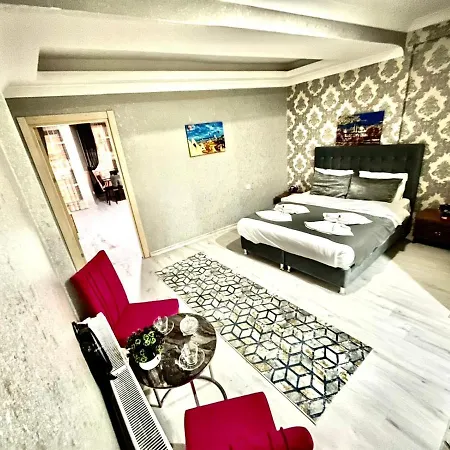 Taksim Luxury Square *