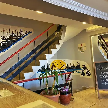 Ulubat Castle Отель 3*