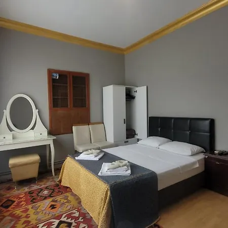 Mehmet Bey Otel *