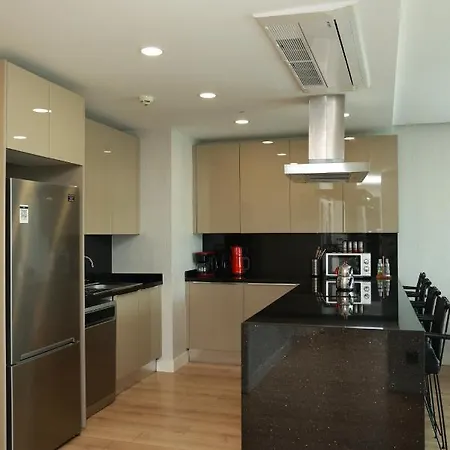 Lovely Two Bedroom Appartement *