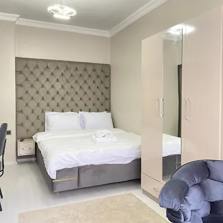 Apartment Studio Flat 1 Min To Trump Mall And Metro In Sisli