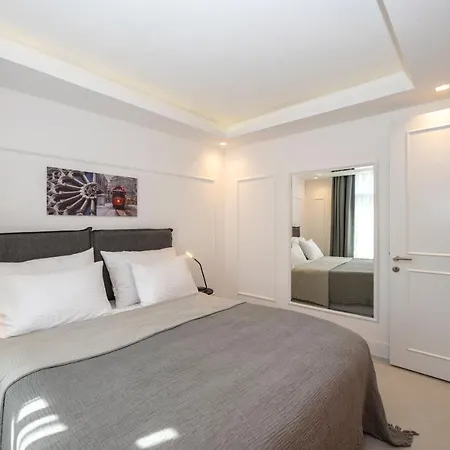 Juno Taksim Hotel 2*