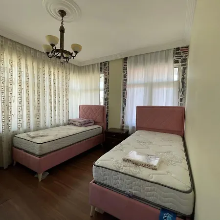 Deniz Manzarali Esyali Kiralik Daire 3+1 Istanbul