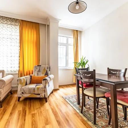 アパート Spacious Flat 10 Min To Dolmabahce Palace *