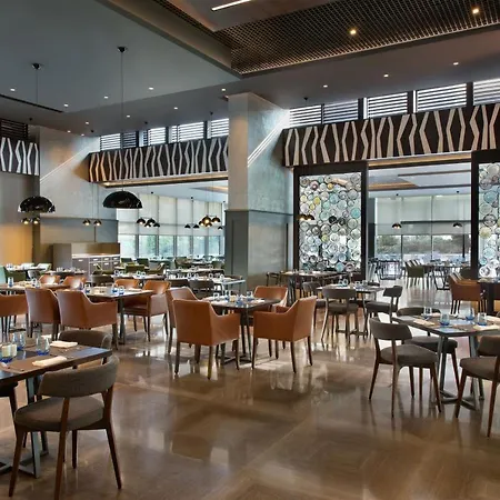Sheraton Center Отель 5*