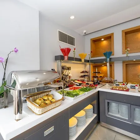Отель Graziella Gold 4*