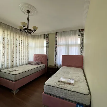 Apartment Deniz Manzarali Esyali Kiralik Daire 3+1