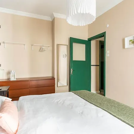 Stylish Flat With Excellent Location In Beyoglu Istanbul