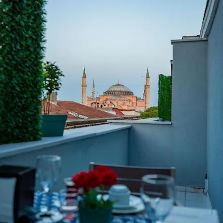 מלון Albatros Hagia Sophia 3*