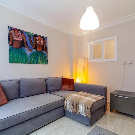 Lovel Apartment *