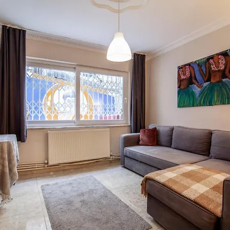 Apartment Lovel