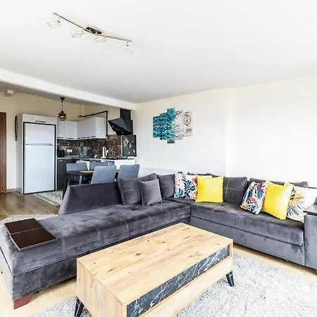 View Flat W Terrace 10 Min To Buyaka Mall *