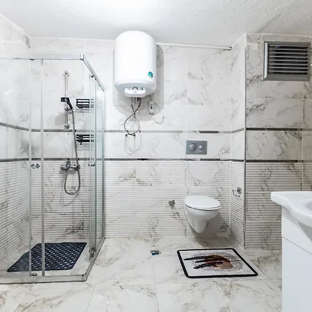 View Flat W Terrace 10 Min To Buyaka Mall Apartment *