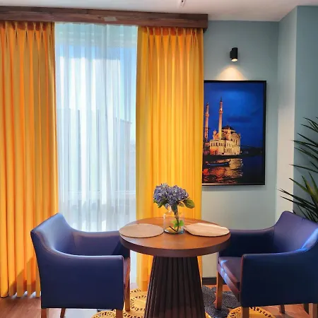 Blue 14 Apartment *