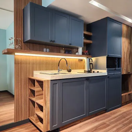 Blue 14 Apartment *
