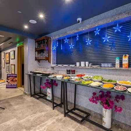 La Wisteria Boutique Отель 4*