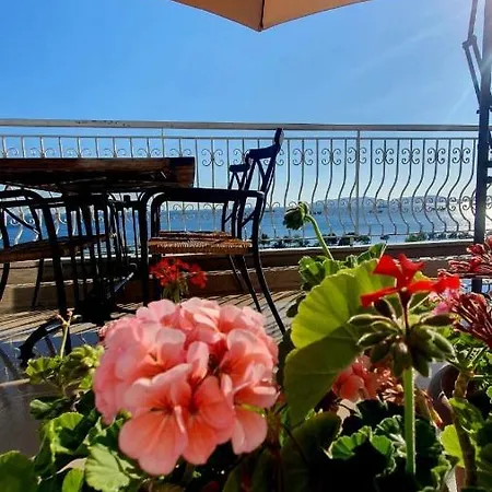 Rooftop Flat With A Great Sea View Terrace アパート *