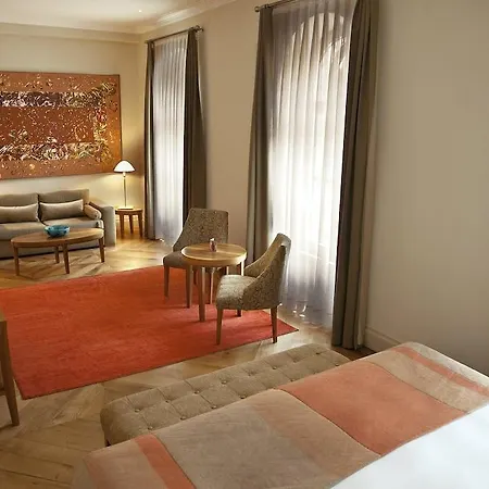 Hotel Tomtom