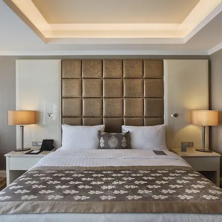 Dedeman Bostanci & Convention Center 5*